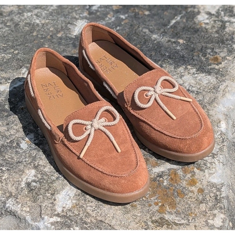 Coastal Preppy Suede Boat Shoes Loafers Naturalizer Women's 8.5M Brown